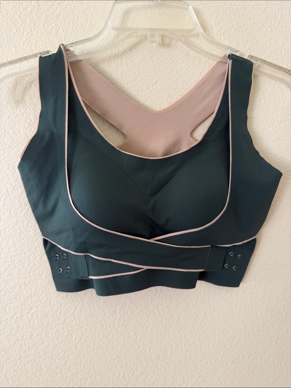Women’s Supportive Padded Sports Bra — Black with Blush Trim